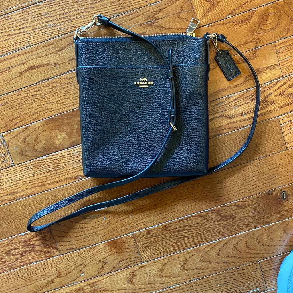 Coach Kitt Black Leather Crossbody With Gold-Tone Hardware